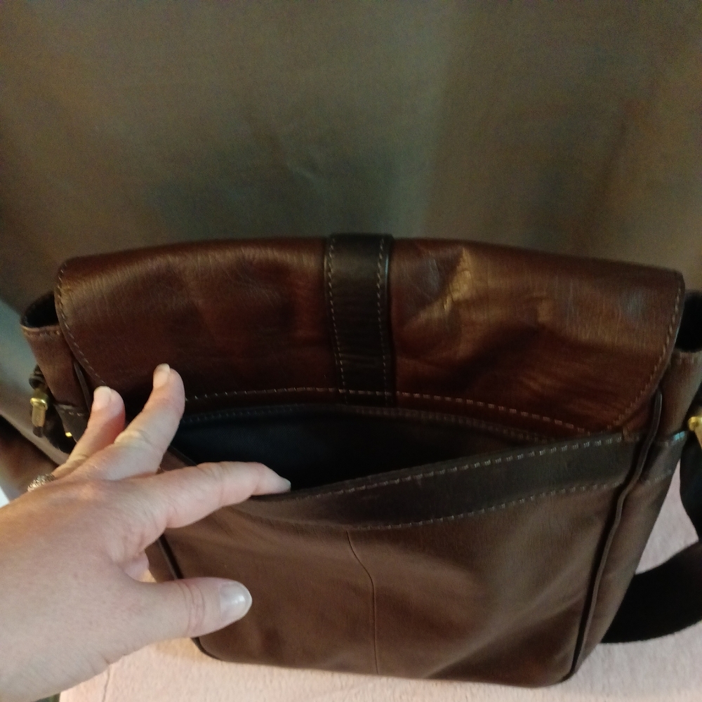 Fossil vintage Leather Crossbody Purse Medium - Picture 14 of 14